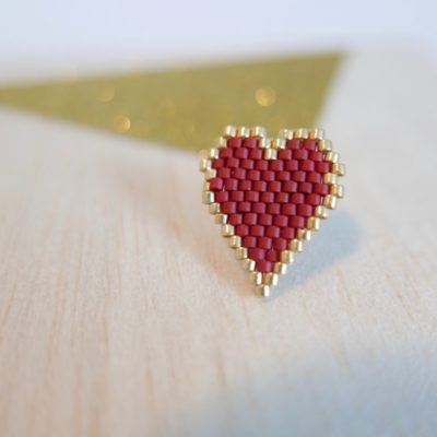 Heart Of Glass pin’s ♡ ::bords dorés / rouge brique::