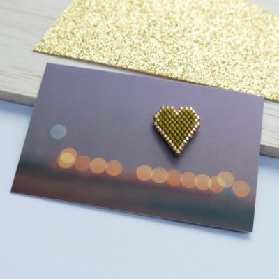 Heart Of Glass pin’s ♡ ::bords dorés / lichen::
