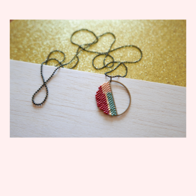 sautoir TARA rouge bijoux tissés neukolln atelier Rennes